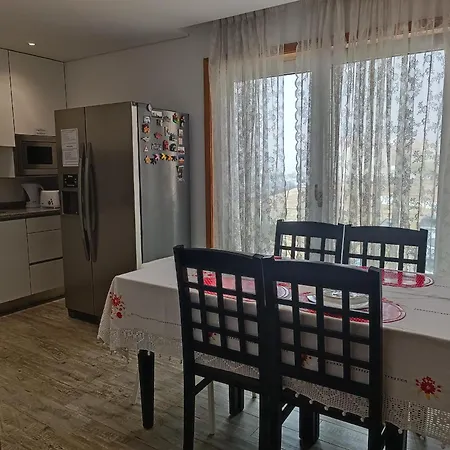 ホステル Cachinnans & ヴィラ・ド・コンデ